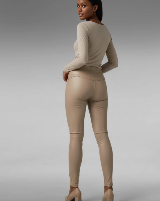Legginsy z eko skóry M.Sara beżowe
