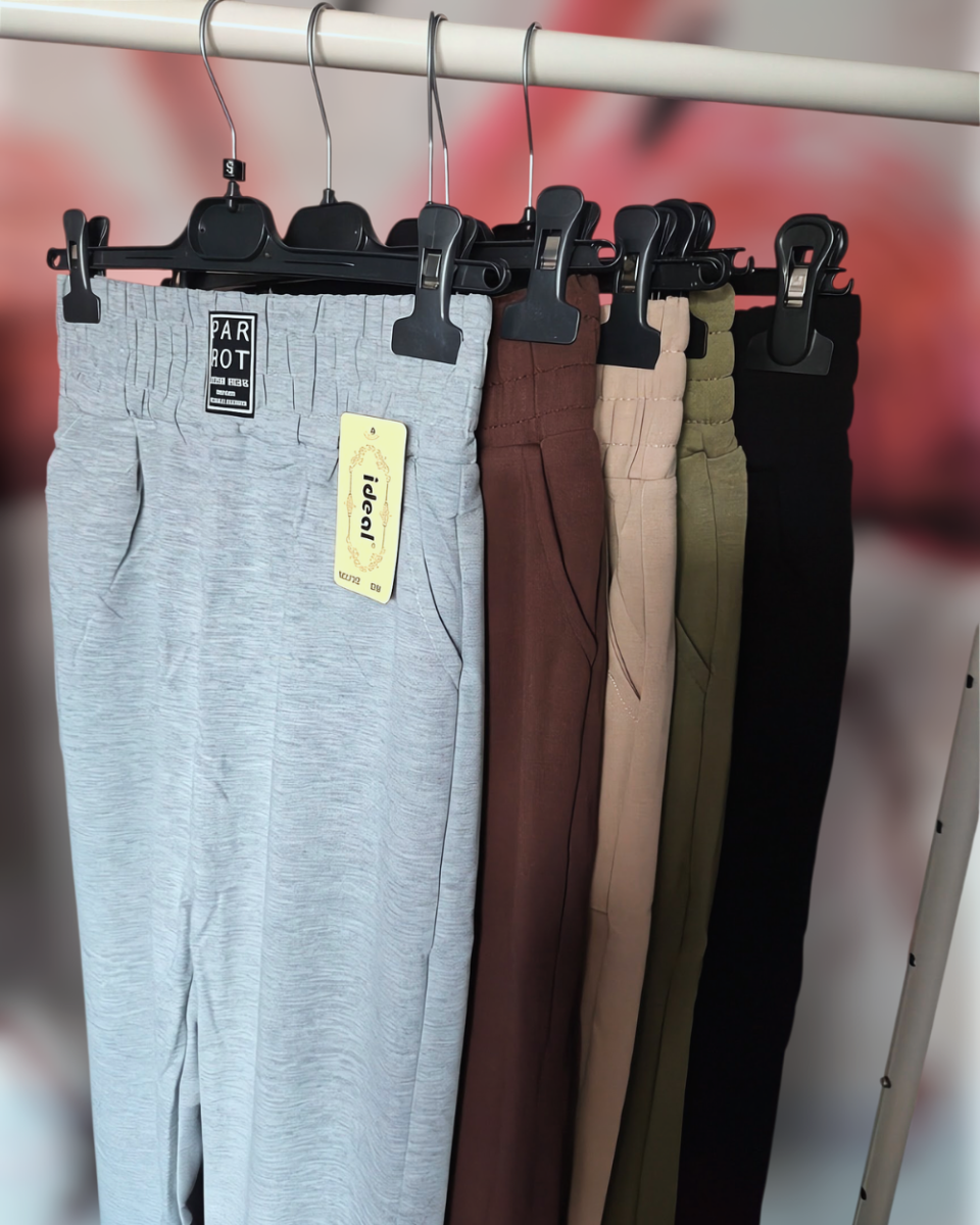 spodnie-dresowe-naszywka-parrot-3