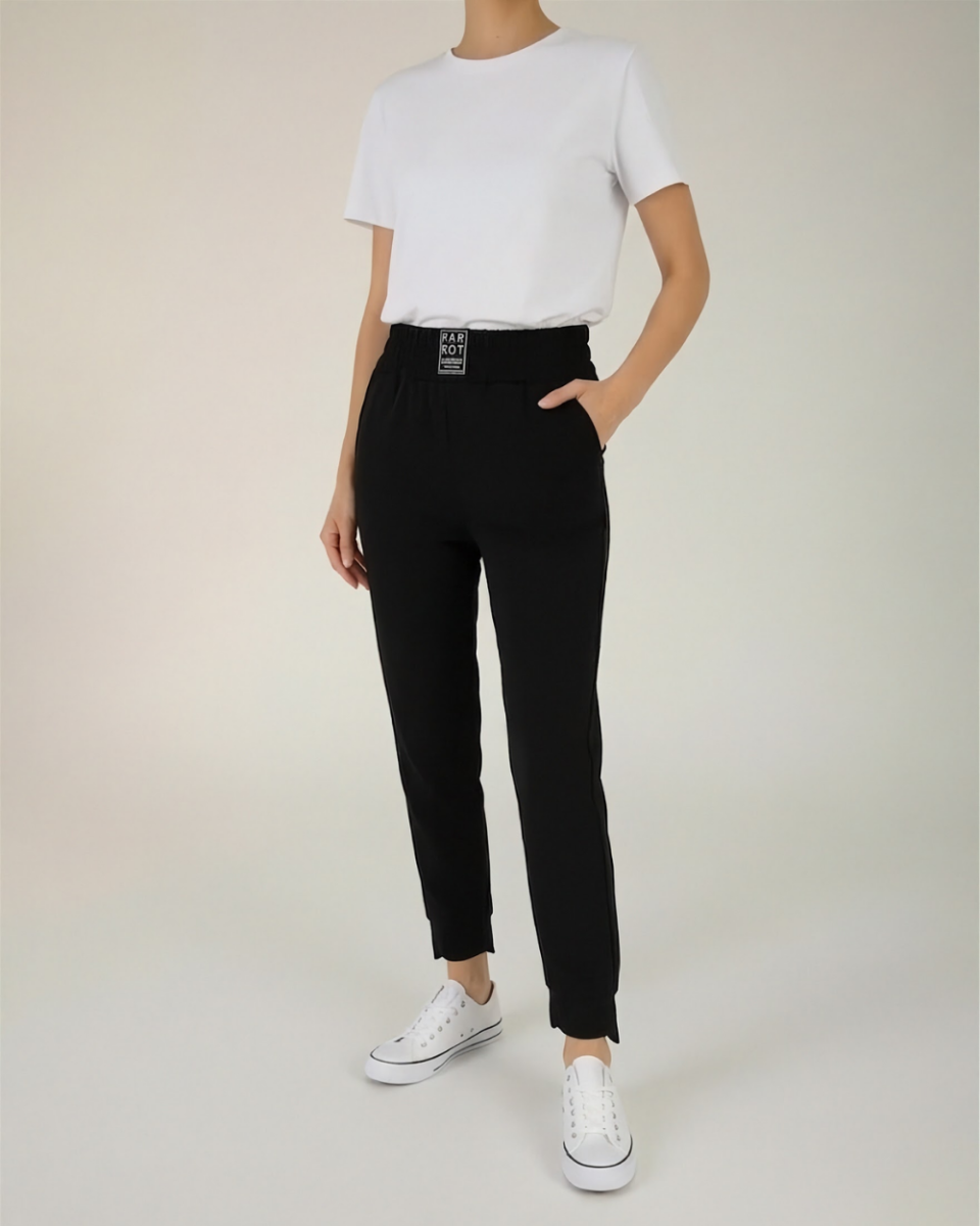 spodnie-dresowe-naszywka-parrot-2