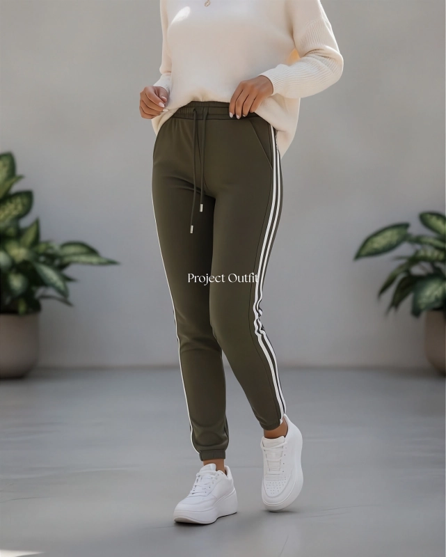 spodnie-dresowe-z-lampasami-khaki